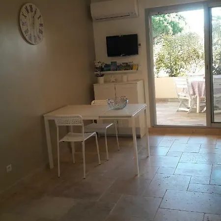 Appartamento Studio Port Wifi Terrasse *